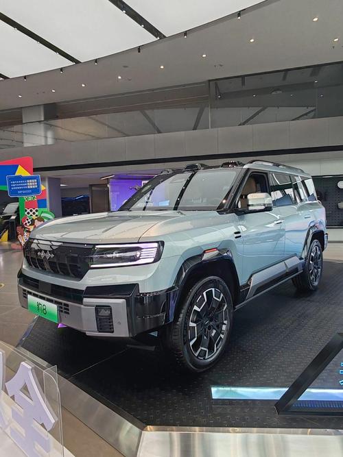 佛山249比亚迪方程豹硬派越野的爆款，英菲尼迪35周年与你共成长